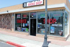 Stuff N Puff Smoke Shop,1931 W San Carlos St, San Jose, CA 95128, United States