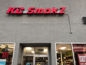 KC SmokZ, 3957 Broadway Blvd, Kansas City, MO 64111, United States