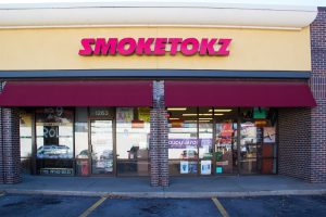 Smoke Tokz, 1263 W 103rd St, Kansas City, MO 64114, United States