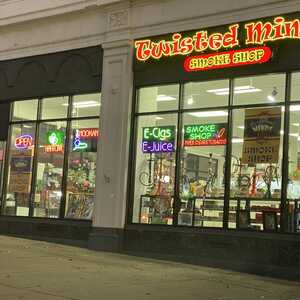 Twisted Minds Smoke Shop, 2150 Lee Rd, Cleveland Heights, OH 44118, United States