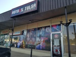 Hotbox Tulsa - Smoke and Vape Shop, 2130 S Memorial Dr, Tulsa, OK 74129, United States