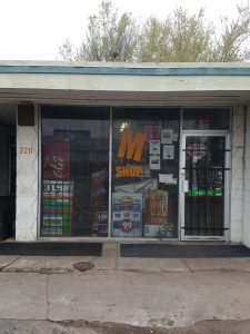 M & M Smoke Shop, 2211 N Grove St, Wichita, KS 67219, United States